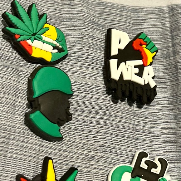 Shoe Charms - Picture 2 of 7